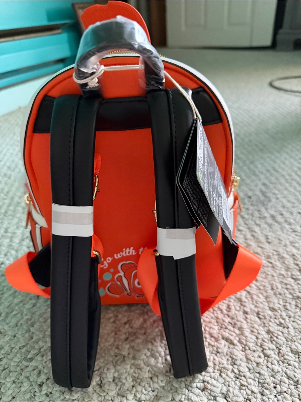 Loungefly Finding Nemo Backpack - Picture 7 of 10